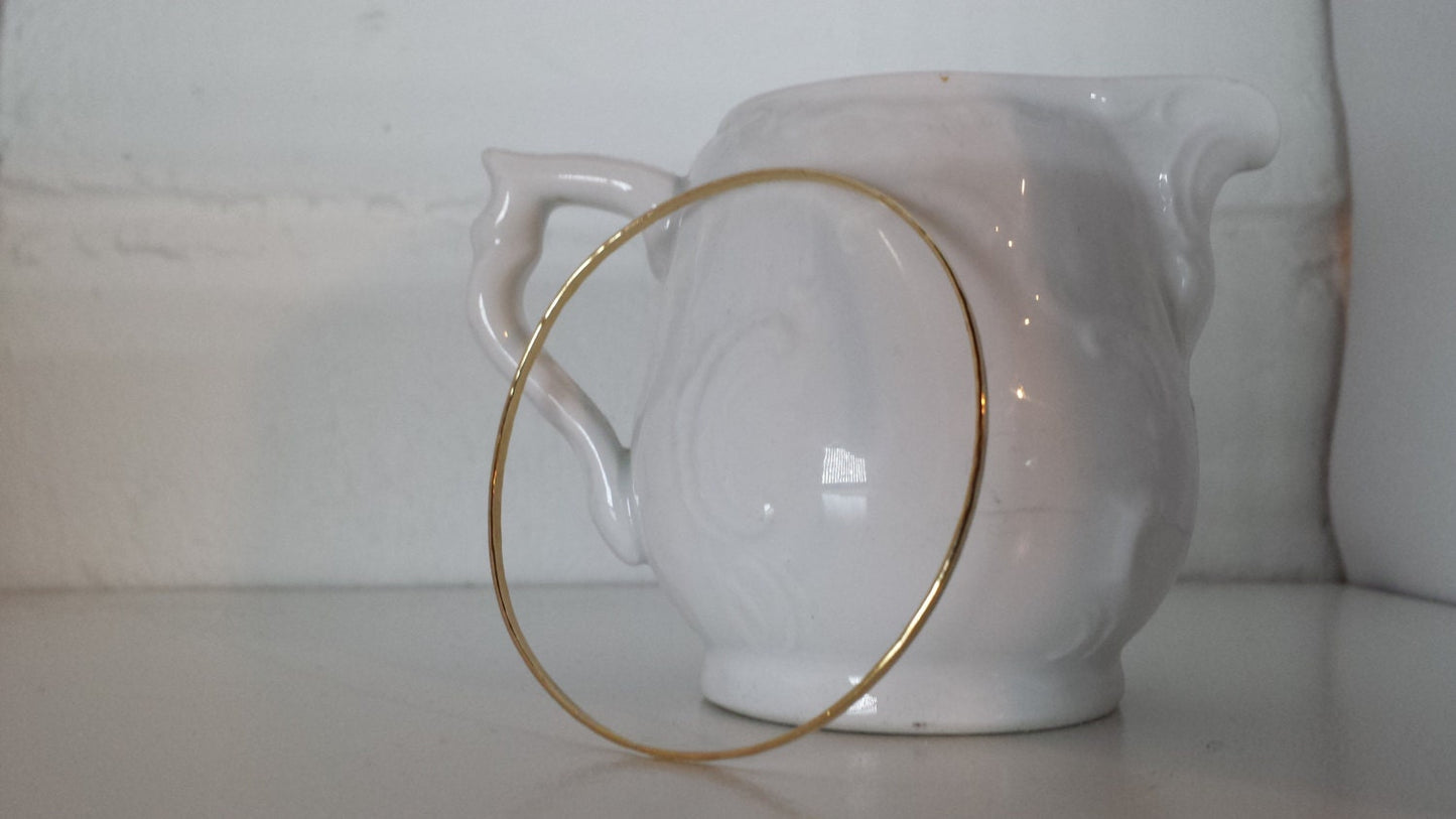 14k Gold Skinny Hammered Bangle Bracelet