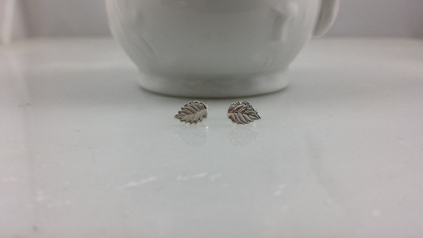 Sterling Silver Leaf Earring