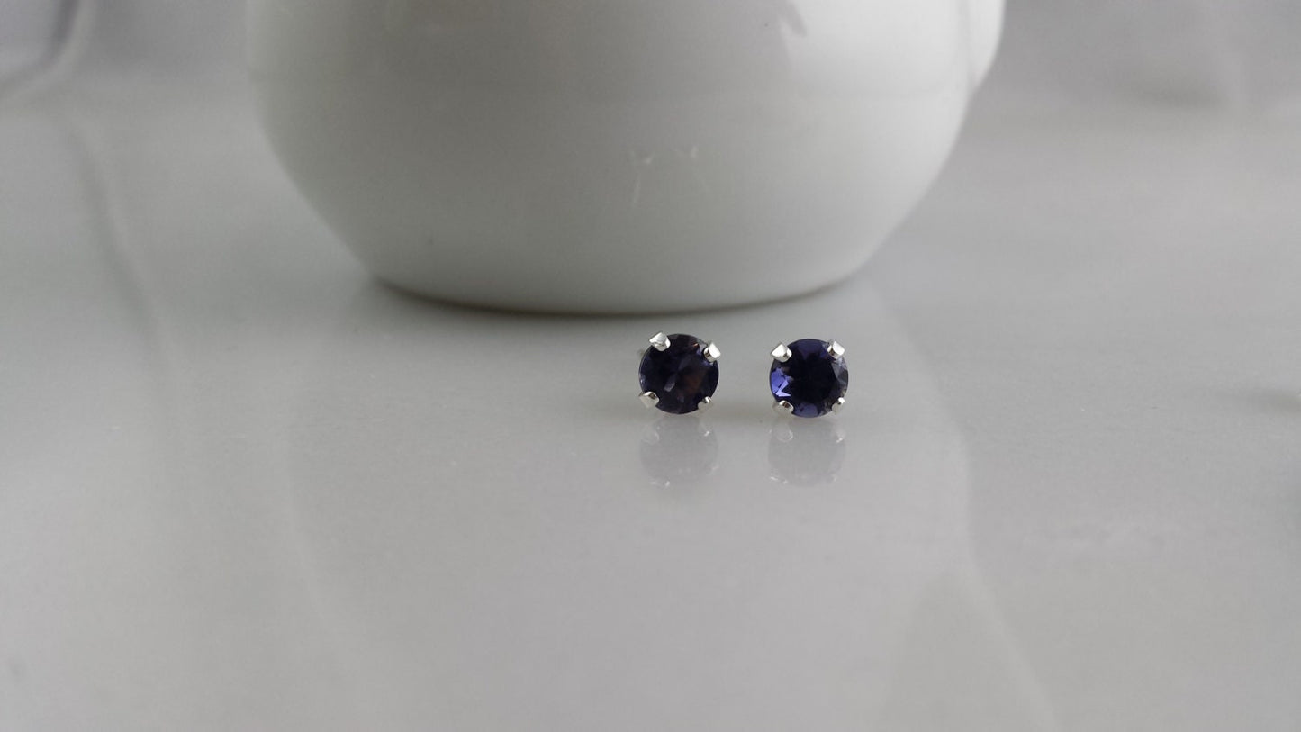 Sterling Silver 5mm Iolite Earrings