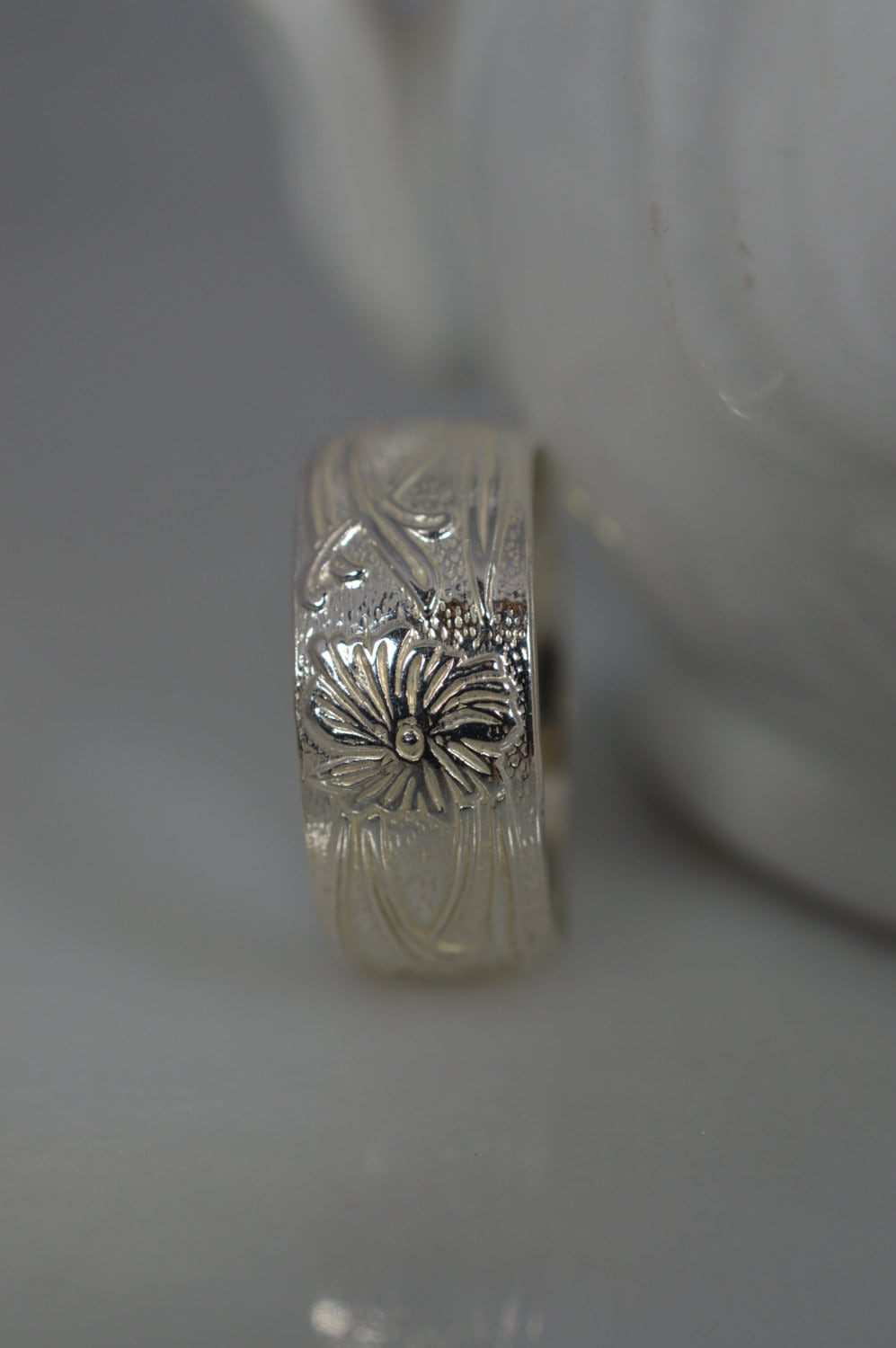 Wide Sterling Silver Floral Pattern Ring