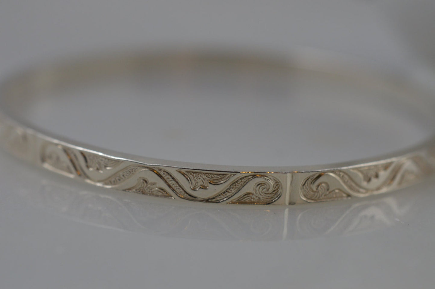 Sterling Silver Scroll Pattern Bangle Bracelet